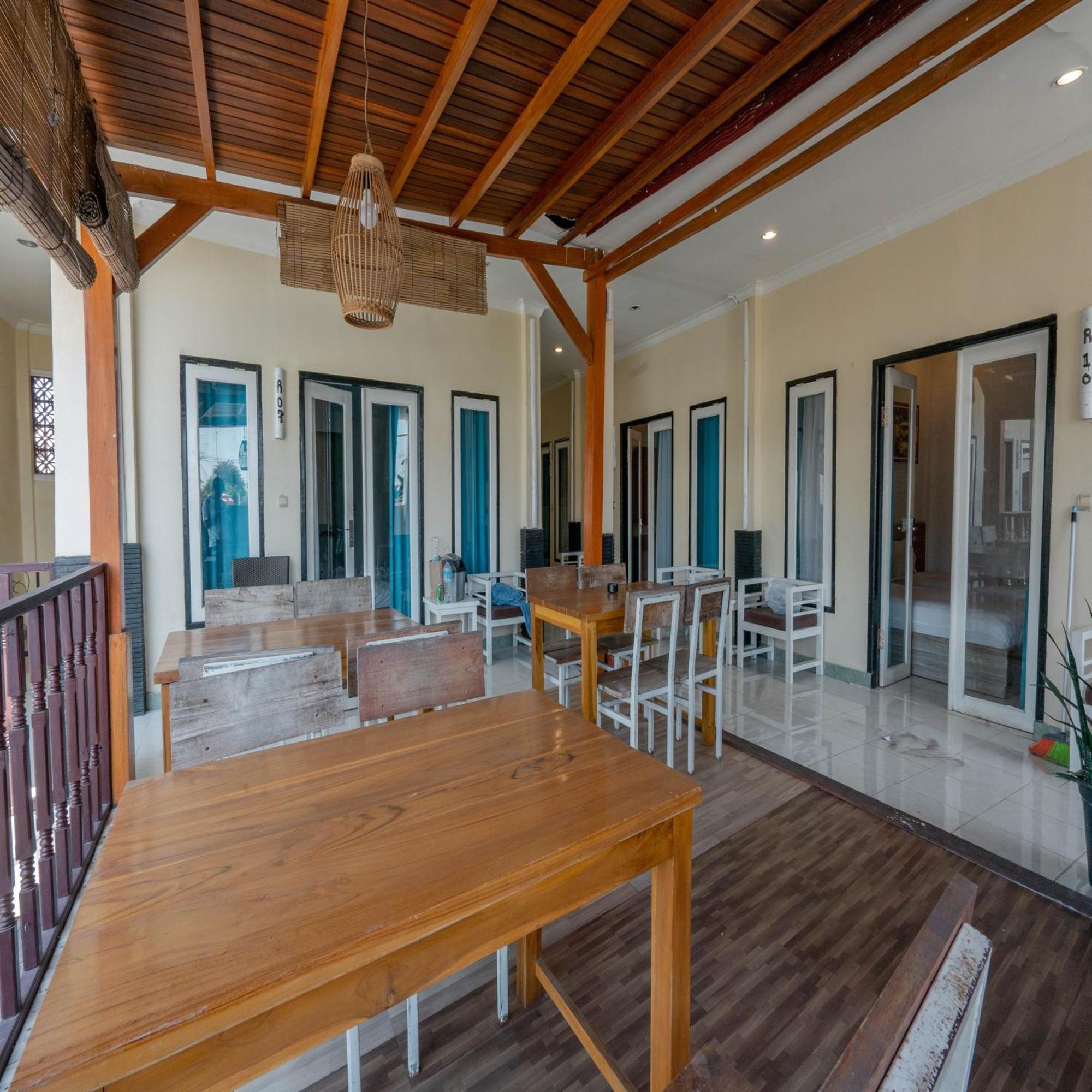 Gili White Bamboo Resort Gili Trawangan Buitenkant foto